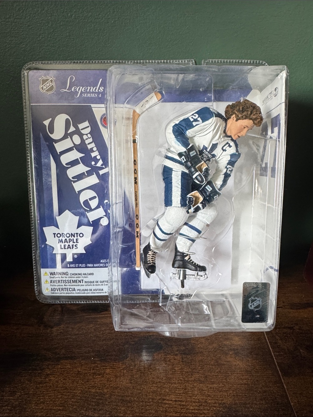 Darryl Sittler Toronto Maple Leafs NHL Legends Figure - Vintage 2006